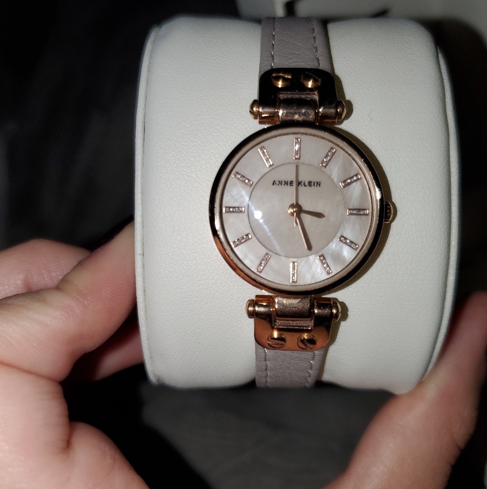 Anne Klien watch